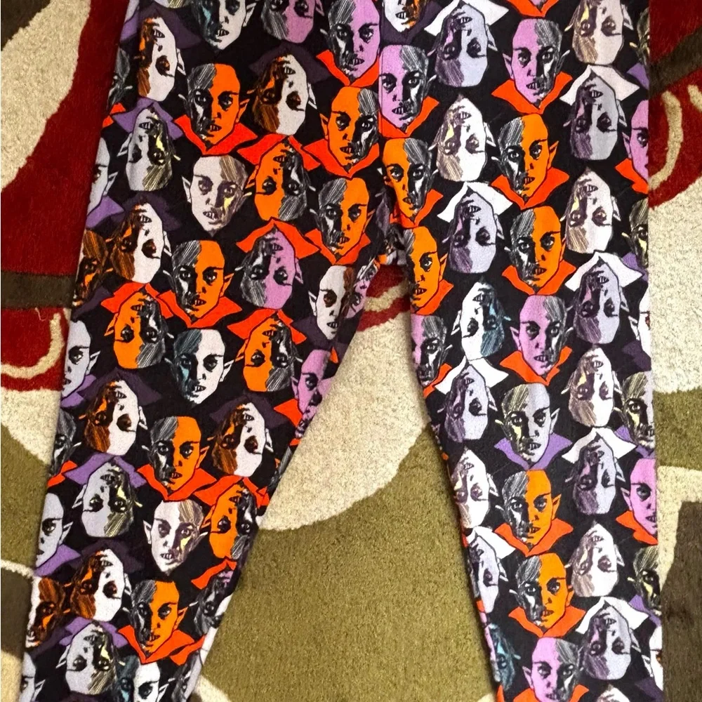 LuLaRoe Halloween Dracula T&C Multicolor Artistic Print Leggings - Picture 5 of 10